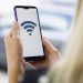 Las tres razones por las que tenés que desactivar el Wi-Fi del celular al salir de casa
