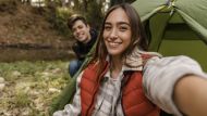 El encantador camping patagónico que queda frente al Lago Nahuel Huapi y es una opción económica para ir de vacaciones al sur