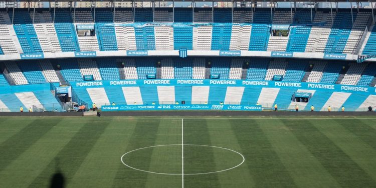 Los diez jugadores que Gago dirigió en Racing y serán rivales de su Boca en el Cilindro