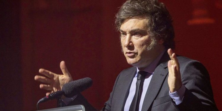 Milei rompió el silencio tras la marcha antifascista: “Me apena que los hayan usado”