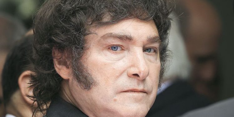 Milei se refirió al crimen del delivery en Moreno y cargó contra “la inoperancia y el garantismo” de Kicillof