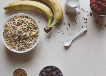 Ni pan blanco ni huevos: cuál es el superalimento para comer en el desayuno que puede evitar un ACV
