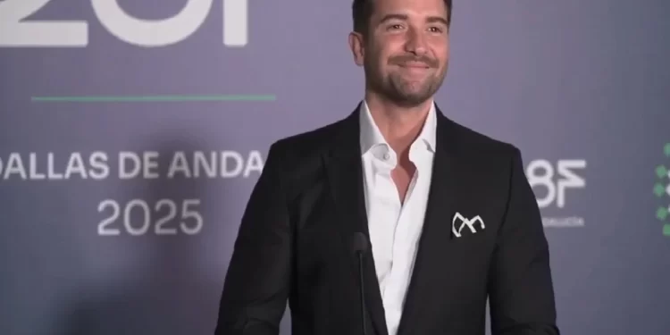 El susto de Pablo Alborán cuando lo llamó Juanma Moreno: «Pegué un bote, pensé que tenía una multa»