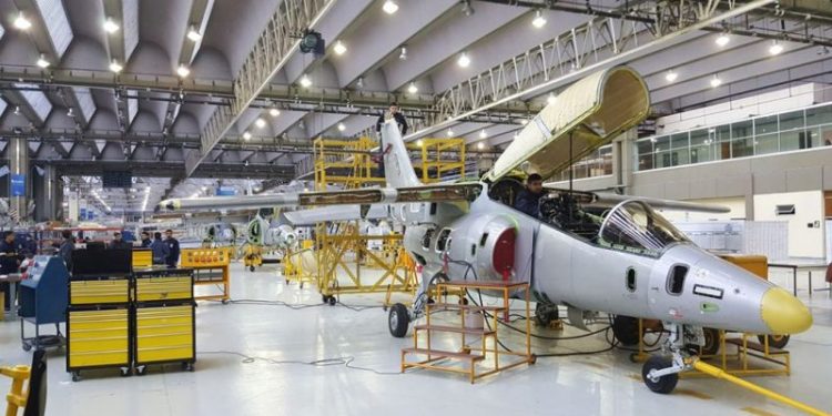 Renuncia de Sibilla, Pte de FAdeA:  Desafíos para la empresa con un futuro marcado por la incertidumbre