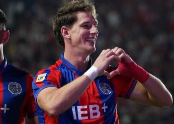 Partidos de hoy, domingo 23 de febrero: horario y cómo ver fútbol en vivo