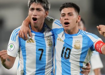 Partidos de hoy, jueves 13 de febrero: horario y cómo ver fútbol en vivo