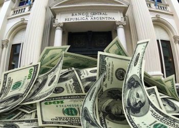 Préstamos en dólares no paran de crecer y alivian a las reservas del BCRA