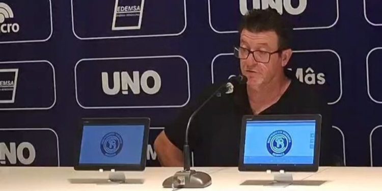 Qué dijo Alfredo Berti sobre el blooper de Sebastián Villa ante Tigre