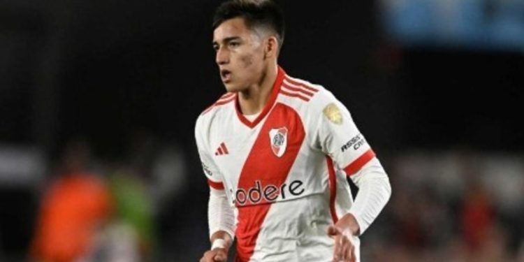 Reunión en horas: el gigante europeo que tiene apuntado a Subiabre, la joya de River