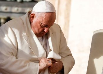 Salud del papa Francisco: permanece en estado crítico luego de sufrir una crisis respiratoria