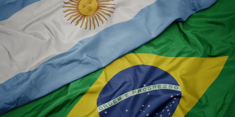 Se dispararon las importaciones desde Brasil y hubo déficit: qué sectores saltaron