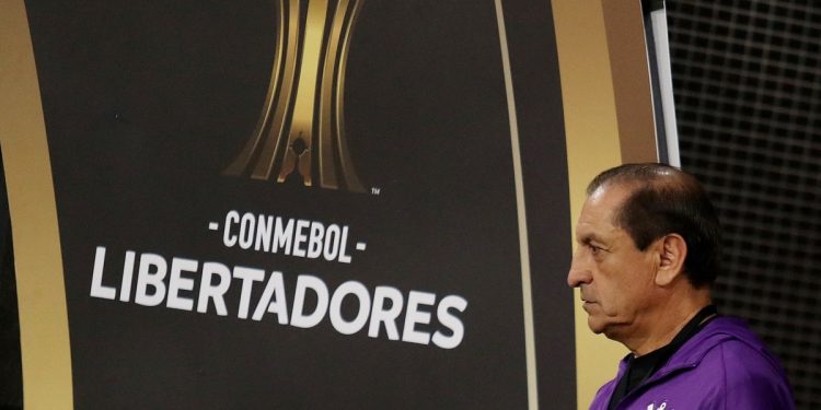 Sufrió, pero el Corinthians de Ramón Díaz avanzó en la Libertadores