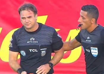 Video: la agresión al juez asistente de Godoy Cruz – Talleres