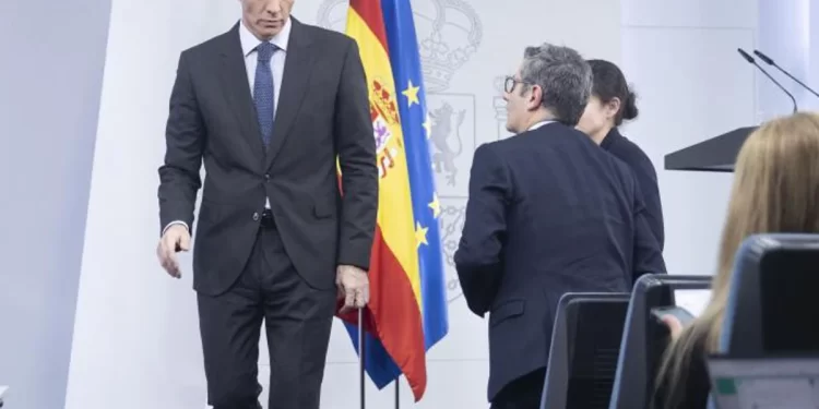 Los socios abandonan al presidente: Sánchez se da de bruces con los partidos de su investidura