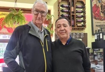 Martin Balza realiza sus acostumbradas criticas al ultimo gobierno militar, pero deja de lado su propia participación. Los hechos que lo involucran y los que serian sus pagos por deformar la historia