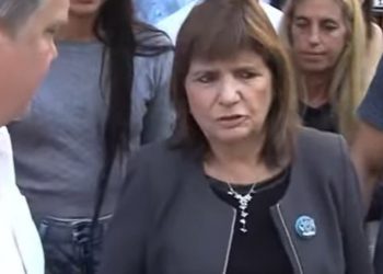 Bullrich camina la ciudad, critica la gestión porteña y deja abierta la posibilidad de una candidatura