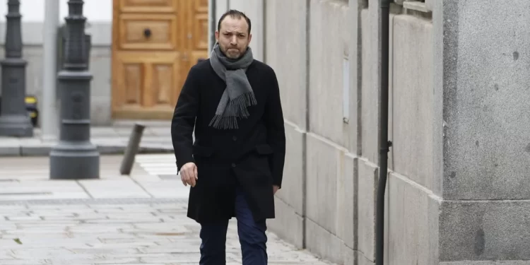 El hijo de Ábalos pagó facturas a la consultora de la mujer de Koldo García