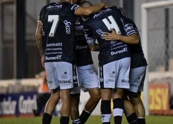 All Boys le ganó al San Miguel de Battaglia y es escolta del Nacional