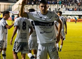 All Boys se destapó: goleada y primer triunfo