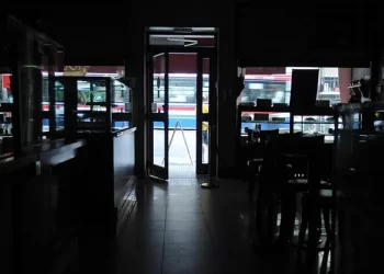 Un masivo apagón afectó a la Ciudad de Buenos Aires y el conurbano bonaerense