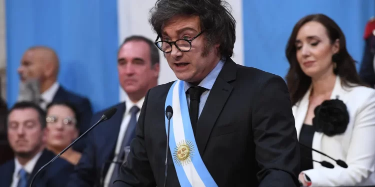 La democracia, frente a otros riesgos