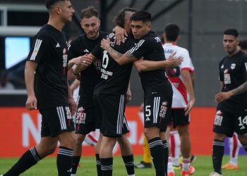 Atento River: la impactante racha positiva de Riestra como local ante los equipos grandes