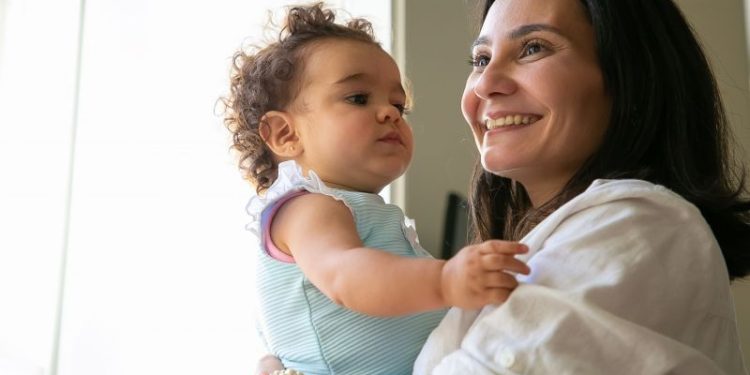 AUH ANSES: El Gobierno confirmó un nuevo aumento para abril, ¿de cuánto es y cuándo se cobra?