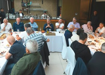 Barrionuevo propone un paro general de 36 horas y el adelantamiento de elecciones en la CGT