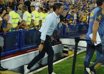 Boca vuelve a la Bombonera tras los silbidos: el sexto triunfo al hilo, la punta y algo más en juego