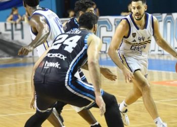 Boca y Riachuelo no aflojan en su pelea por la punta de la Liga Nacional