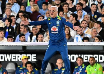 Brasil ya le busca reemplazante a Dorival Junior