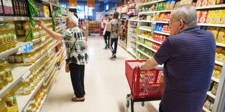 Buenas noticias ANSES: Carrefour y Mercado Pago lanzan otro descuento exclusivo en supermercados
