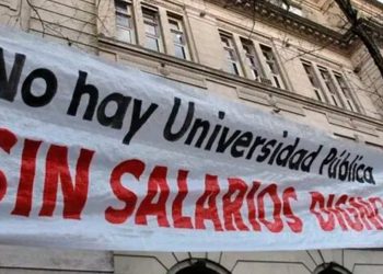 Comenzó el paro en las universidades públicas del país en reclamos de mejores salarios