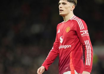 Con Garnacho titular, el Manchester United visita a la Real Sociedad por la Europa League
