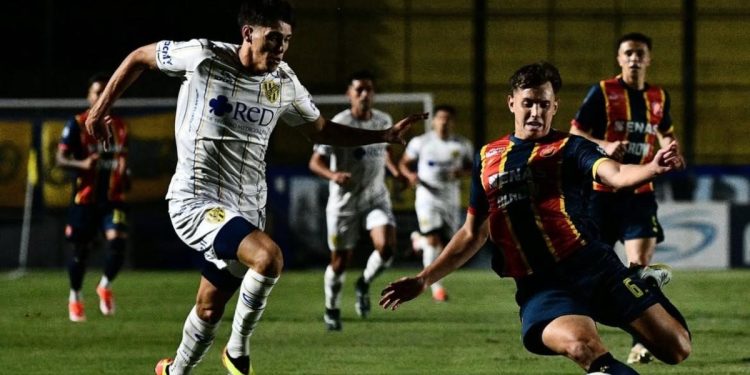 Con un golazo agónico, Atlanta le ganó a Colegiales y quedó escolta de su zona