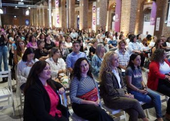 Cornejo destacó la importancia de “una autonomía económica con igualdad de género”