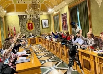 Cuenca nombrará hijos predilectos finalmente a conquenses deportados a los campos nazis, pese a la abstención de PP y Vox