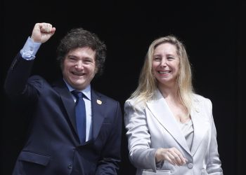 Encuesta 2: revela el impacto del criptogate en la imagen de Milei y una sorpresa