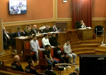 Confiesa haberle clavado un cristal en el hombro pero niega el asesinato: «Después de ese error, he recapacitado»