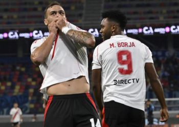 Después de 101 días, 13 partidos y 543 minutos, River volvió a convertir en un primer tiempo