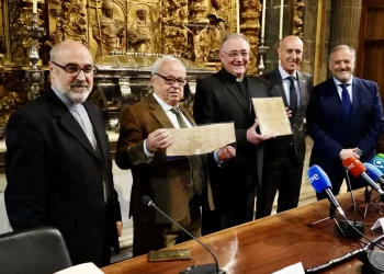 La Nodicia de Kesos (959) y la Donación del rey Silo regresan al Archivo de la Catedral de León tras ser restaurados