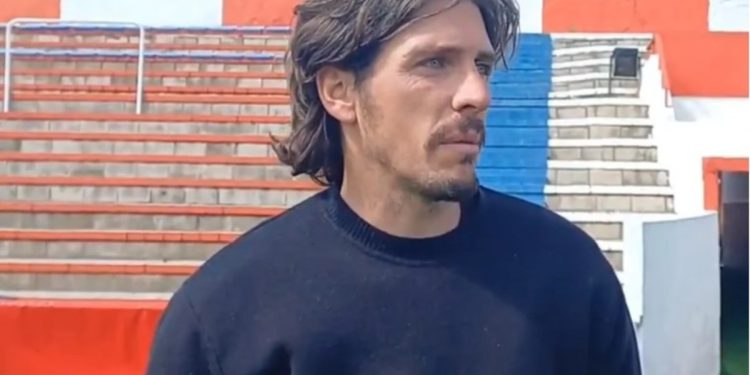 El entrenador-presidente en España que fue sancionado por nueve partidos