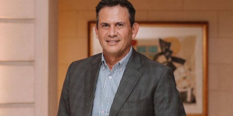 El ex CEO global de Tupperware es el nuevo dueño de su negocio en la Argentina