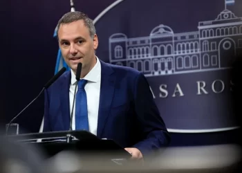 El Gobierno busca cerrar el acuerdo con el FMI antes de mayo