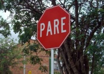 El Gobierno cambió los carteles de la señalización vial, ¿cómo serán desde ahora?