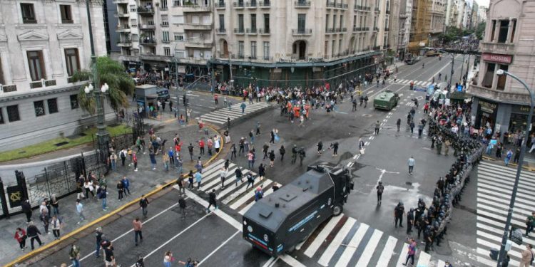 El Gobierno ofrece recompensa para quienes aporten datos sobre los autores de disturbios en el Congreso