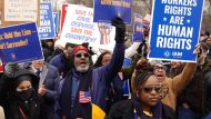 Estados Unidos confirmó una ola de despidos masivos: sectores más afectados y quiénes podrían perder su empleo en 2025