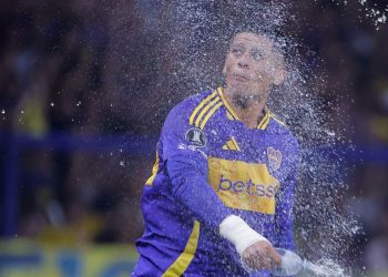 El mensaje de Rojo a los hinchas de Boca luego de los silbidos en la Bombonera