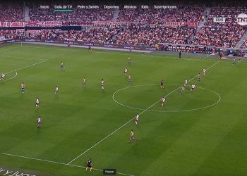 El offside previo al 1-0 de Central a River que se comió el juez de línea y el gol que anuló el VAR