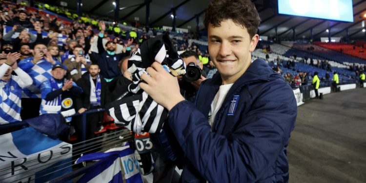 El pibe del gol récord de precocidad de Grecia